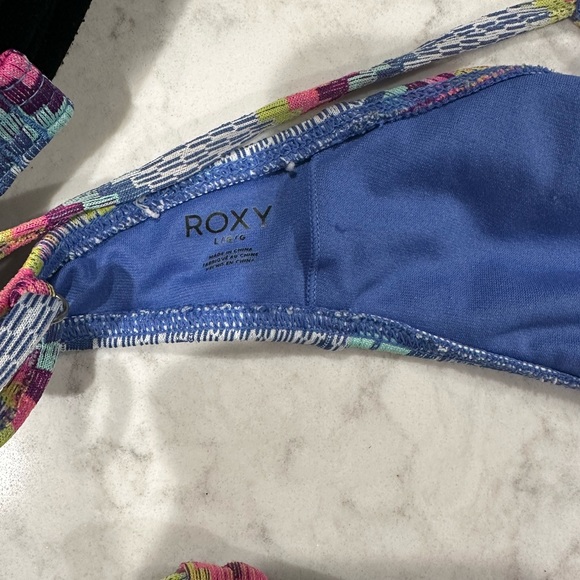 Roxy bathing suit - Picture 3 of 3